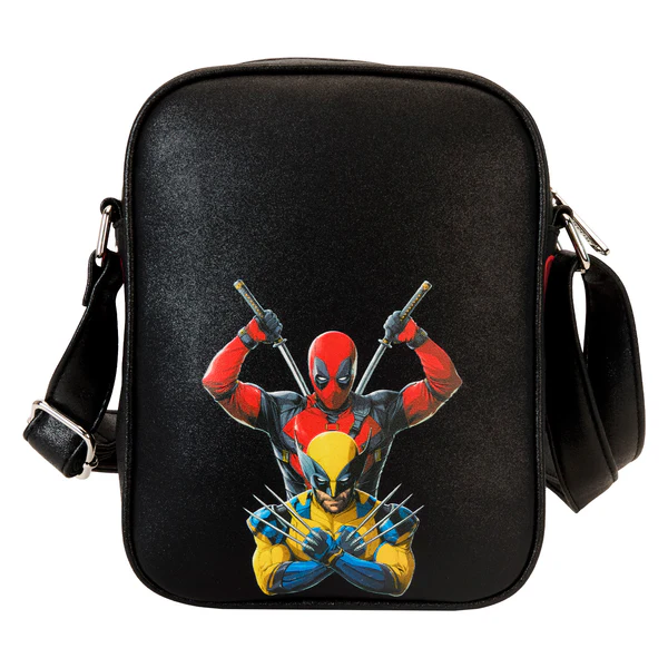 Veganistische crossbody tas met een uniek Deadpool en Wolverine ontwerp en bijpassende binnenvoering.