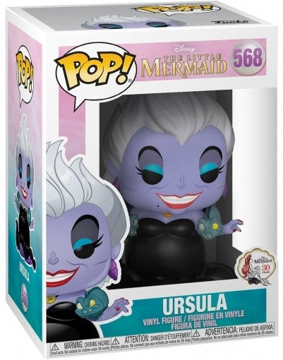 Ontdek de betoverende wereld van Disney met deze schattige Funko Pop! Ursula, de iconische zeeheks uit "The Little Mermaid", komt tot leven met haar kenmerkende paarse huid, glinsterende parelketting en ondeugende glimlach. Een must-have voor elke verzamelaar, brengt Ursula een vleugje duistere charme aan je collectie.