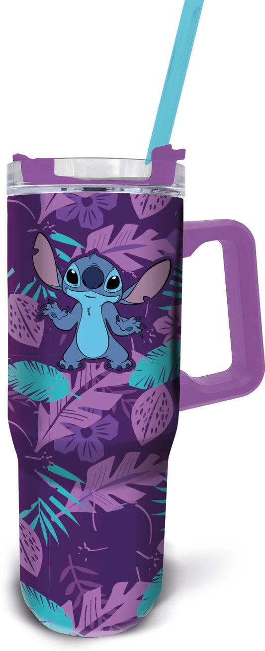 Geniet van je favoriete warme dranken onderweg met de XL Stitch Purple Flower travel mug, een duurzame roestvrijstalen mok met een inhoud van 940 ml die je drank tot 17 uur warm en tot 8 uur koud houdt.