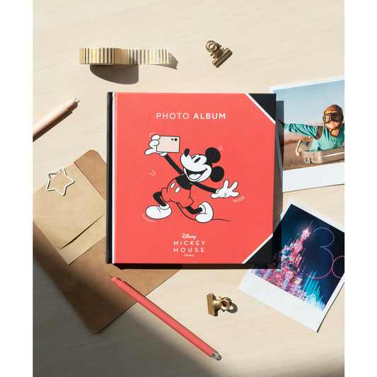 Vang de magie van Disney in ons betoverende Mickey Mouse Foto Album! 🐭✨