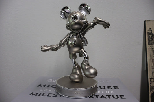 D23 Mickey Mouse Disney 100 Milestone Statue “Leader Of The Club”