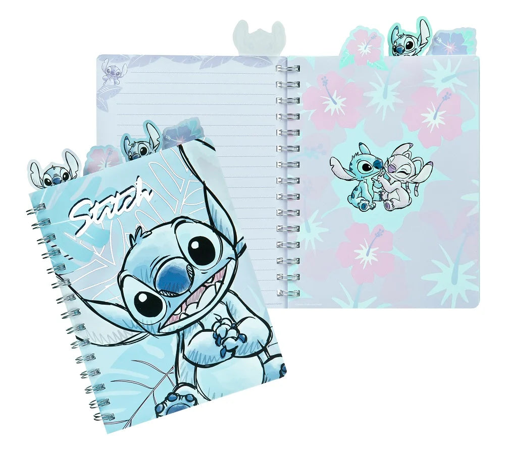 Disney Stitch Notitieboek met kleurrijke illustraties van de speelse alien uit Lilo & Stitch, ideaal voor fans die hun dagelijkse aantekeningen willen opfleuren.