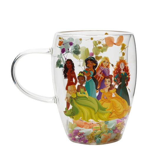 Dubbelwandige glazen mok met kleurrijke afbeeldingen van Disney-prinsessen Ariel, Jasmine, Belle en Merida, omringd door gedroogde bloemen in een natuur geïnspireerd design.