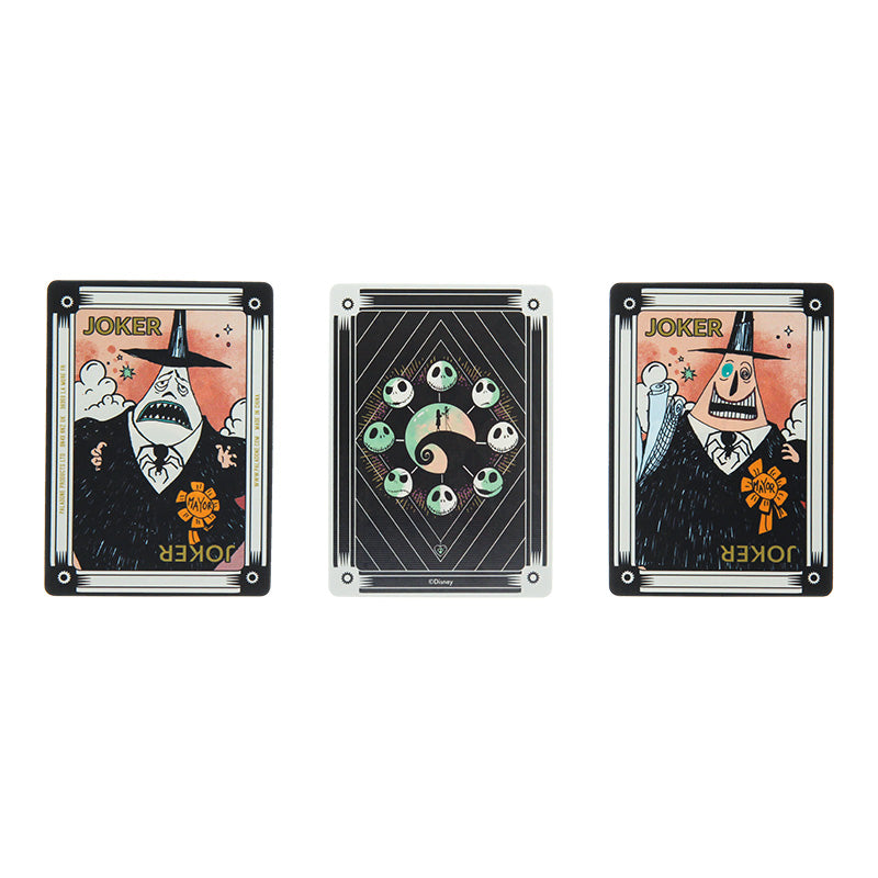 Set van prachtig geïllustreerde spelkaarten uit Nightmare Before Christmas, verpakt in een reliëf opbergblik.