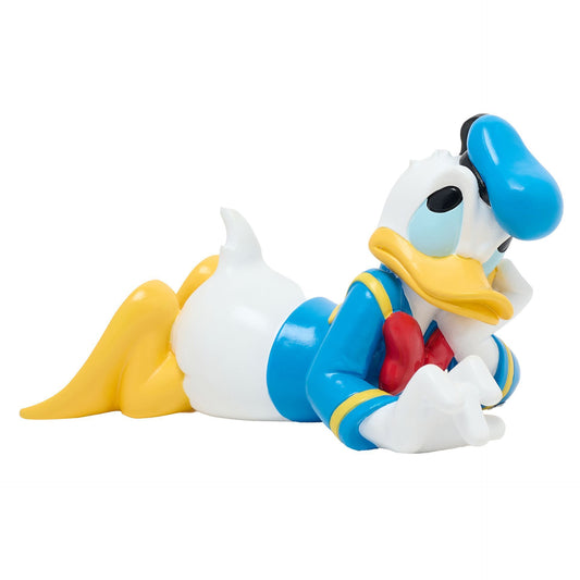 "Donald Duck deurstopper in een klassieke pose, met zijn kenmerkende matrozenpak en vrolijke uitdrukking."
