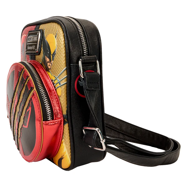 Marvel crossbody tas met Deadpool en Wolverine, voorzien van applicatie, reliëf en metallic details.