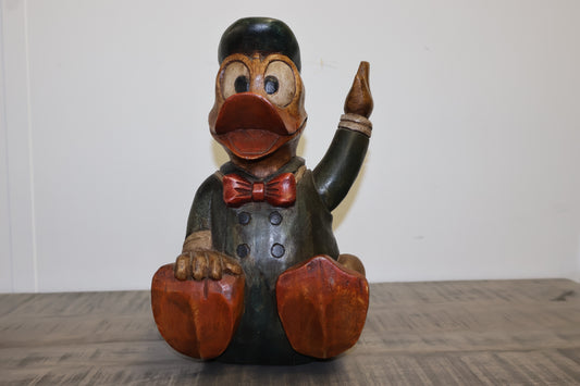 Vintage houten Donald Duck beeld – Handgemaakt en gedetailleerd, perfect voor Disney-verzamelaars die houden van retro items.