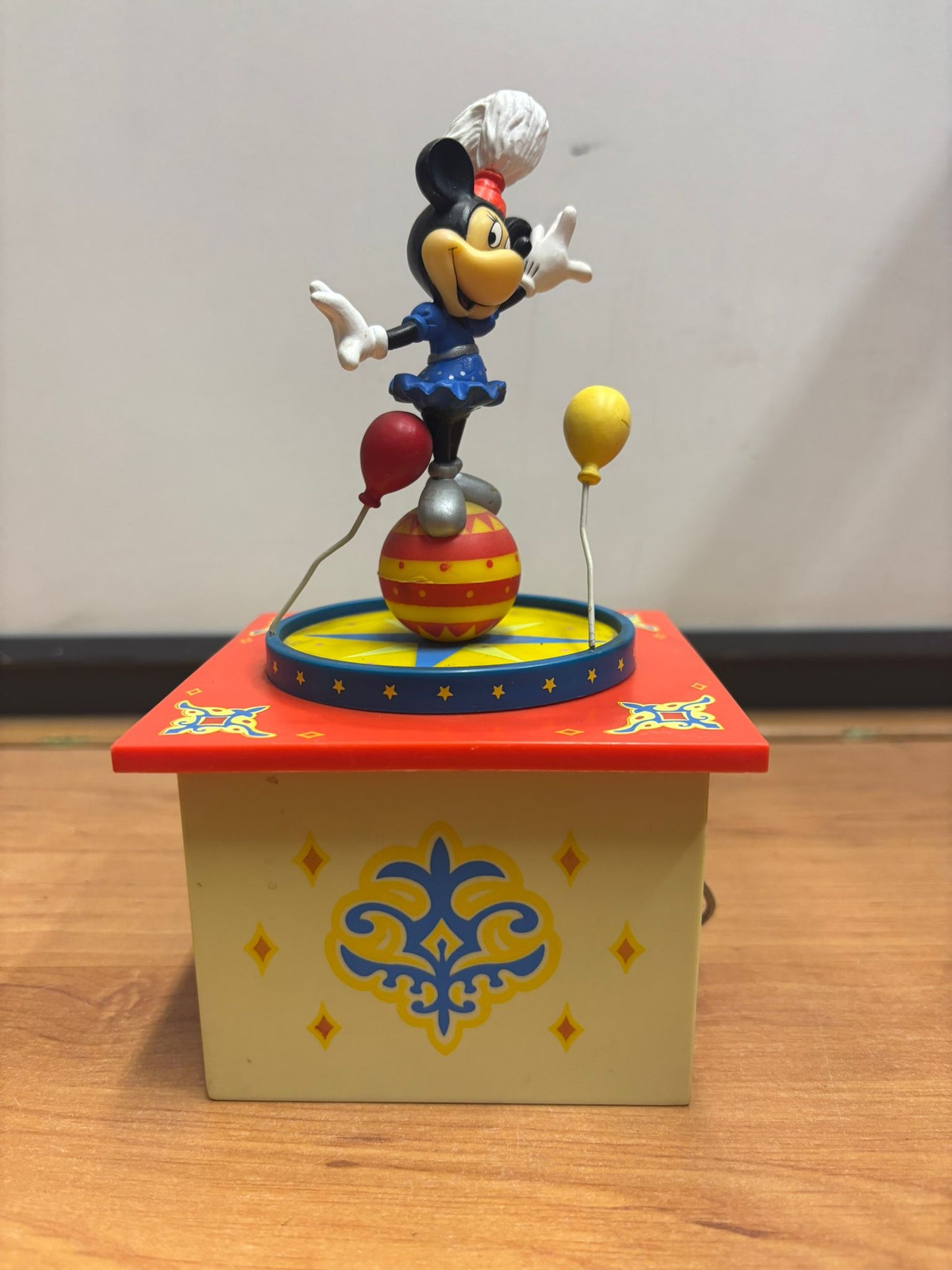 Mickey's circus Minnie Mouse muziekdoos