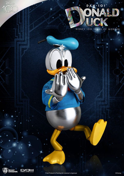 "Een exclusieve Donald Duck-actiefiguur met een speciale metallic kleurstelling, perfect om Disney's eeuwfeest te vieren. Inclusief diverse verwisselbare onderdelen voor verschillende stemmingen en poses."
