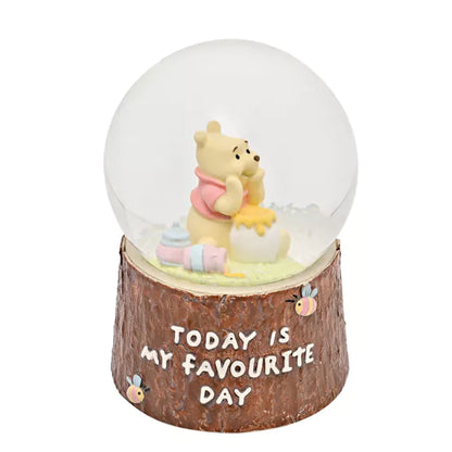 Winnie the Pooh Snowglobe