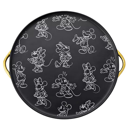 Breng de magie van Disney naar je huis met de Disney Mickey Tray, een perfecte combinatie van functionaliteit en iconische stijl, ideaal voor elke Disney-liefhebber.