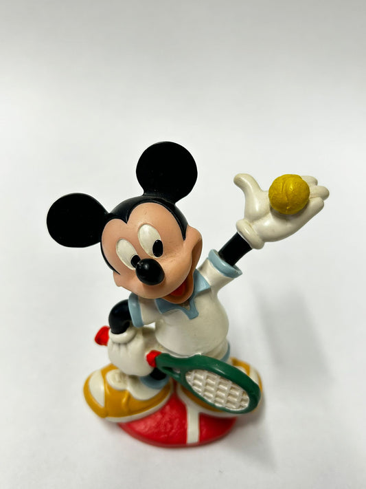 Mickey Porselein Tennis Beeldje - Started With The Mouse