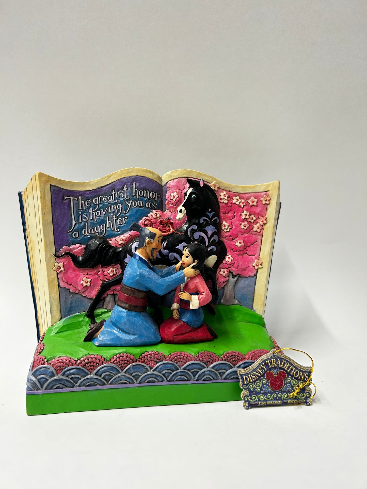 Disney Traditions Storybook Mulan-Bild